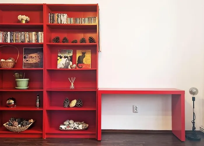 Old Town Cozy Crib Apartament